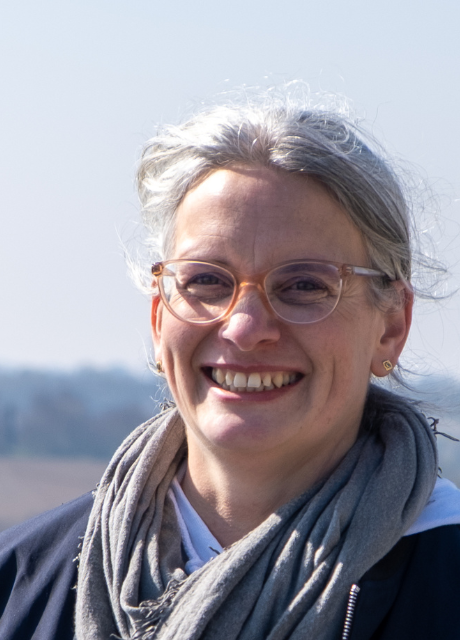 Frau Kathrin Schlecht