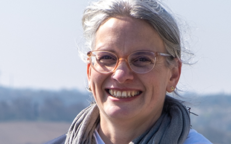 Frau Kathrin Schlecht